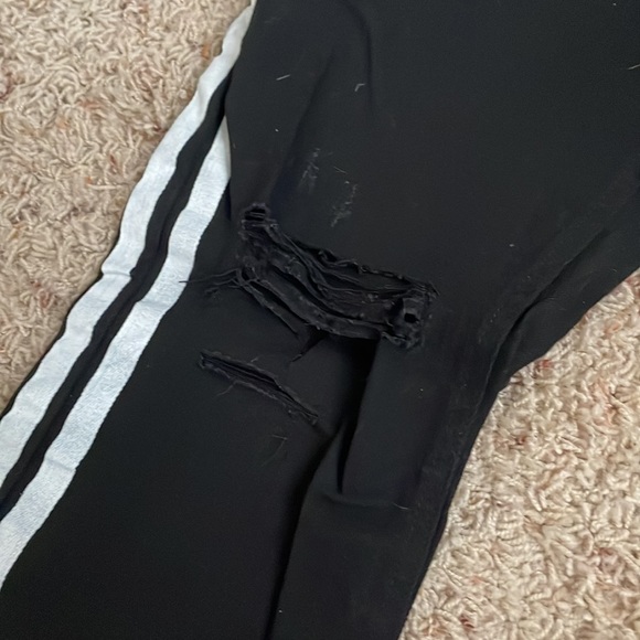 Black stacked skinny jeans - Picture 3 of 3